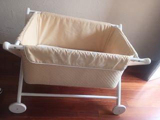Lote bebé: Cuna, Minicuna y Silla Coche