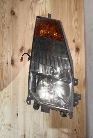 Faro delantero CAB STAR 2010-2015 
R 26060MB41A