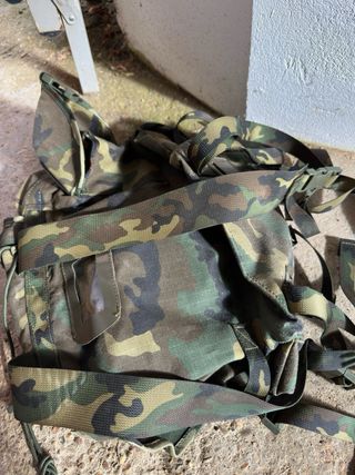 Mochila camuflaje boscosa 24h