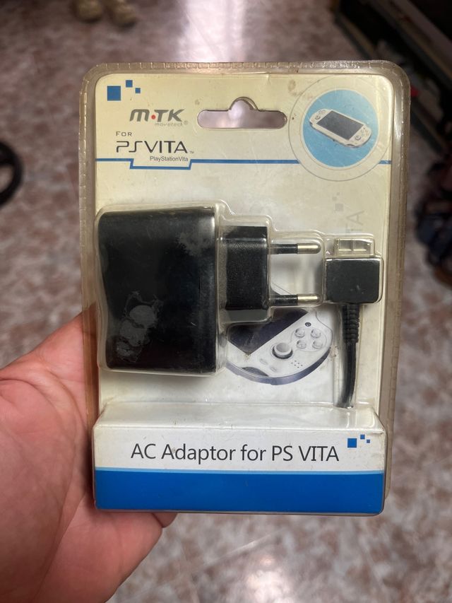Cargador MTK para PS Vita