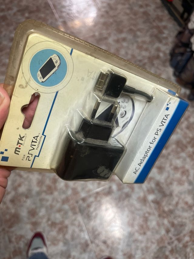 Cargador MTK para PS Vita
