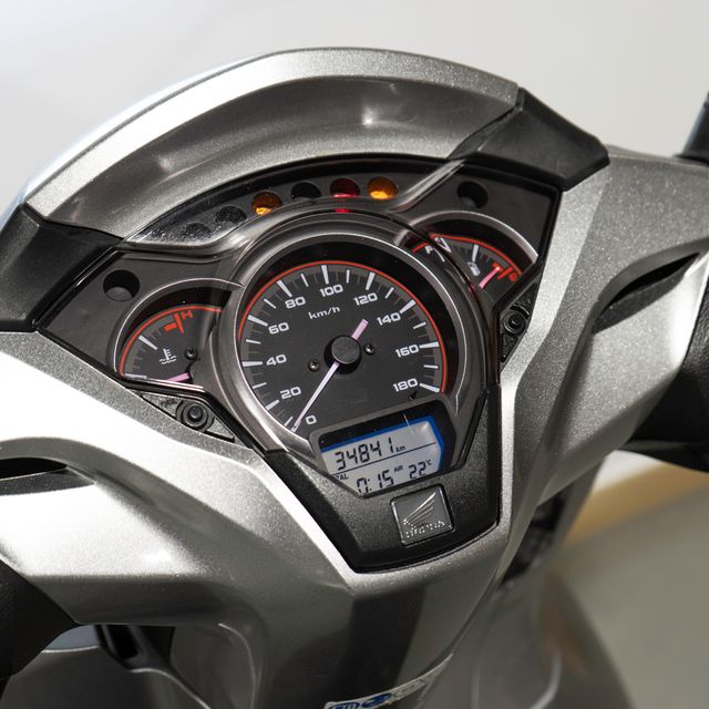 HONDA SH 300i TOP CASE KEYLESS