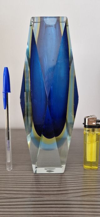 Florero de Cristal Azul de Murano