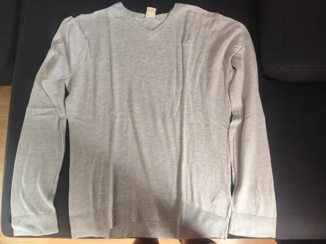 Jersey pico Hollister punto fino gris 