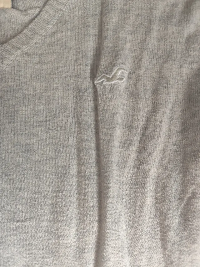 Jersey pico Hollister punto fino gris 