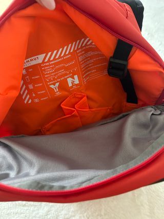 Mochila  Mammut Nirvana 28L Roja Negra Nueva
