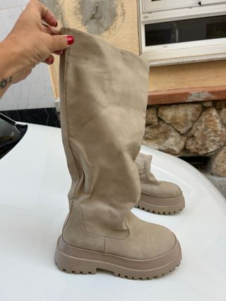 Botas altas beige