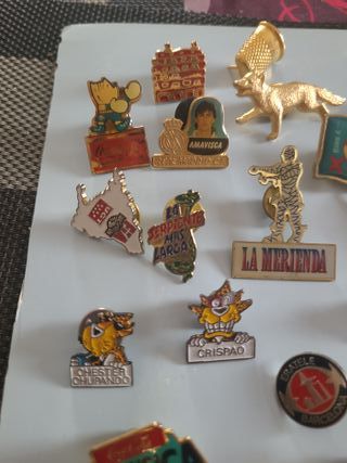 Colección 23 pins variados