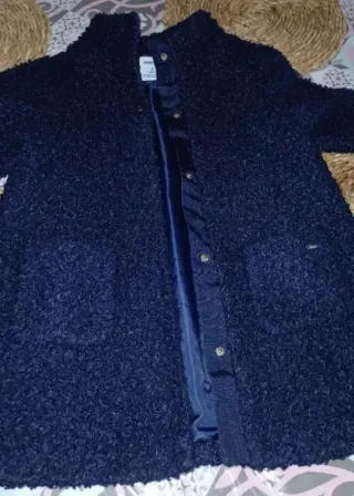 Cappotto riccio blu marino per ragazze; marchio Mayoral