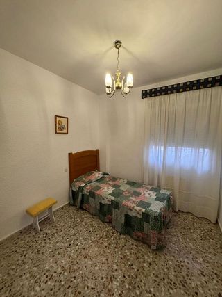 Piso en alquiler en Linares