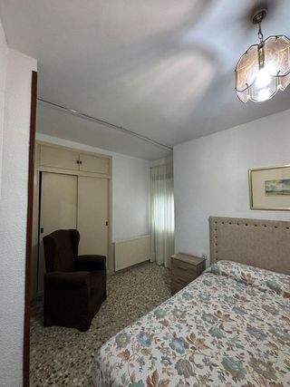 Piso en alquiler en Linares