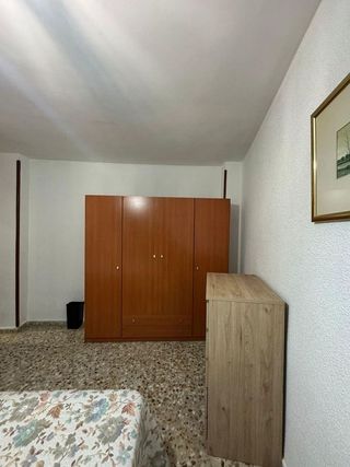 Piso en alquiler en Linares