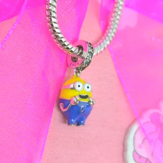 CHARM MINION PELICULA DISNEY