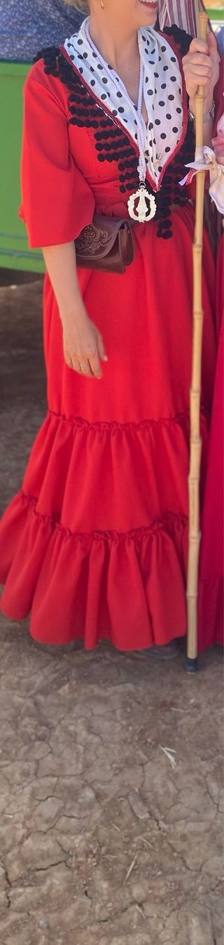 Traje de flamenca rojo y blanco