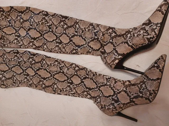 Botas altas Mango piel serpiente talla 40