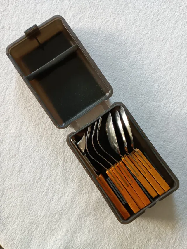 Set posate vintage sovietico