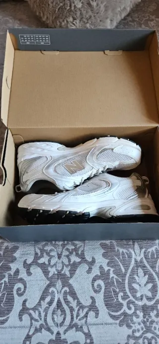 Zapatillas New Balance Grises
