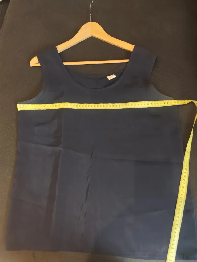 Blusa de tirantes con efecto brillo azul marino 