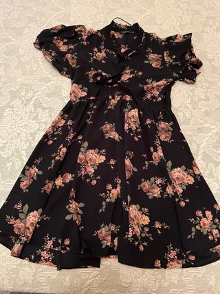 Vestido Zara flores negro talla S