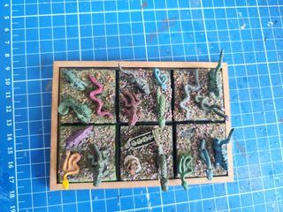 Warhammer Hombres Lagarto 6 Peanas Enjambres