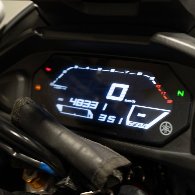 YAMAHA TRACER 7