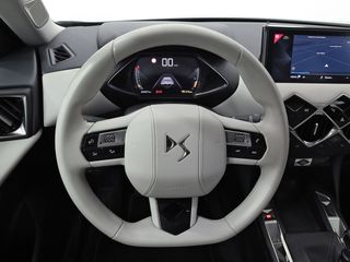 DS DS 3 PureTech 73 kW Manual CONNECTED CHIC