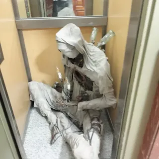 Escultura artística iluminada. Halloween