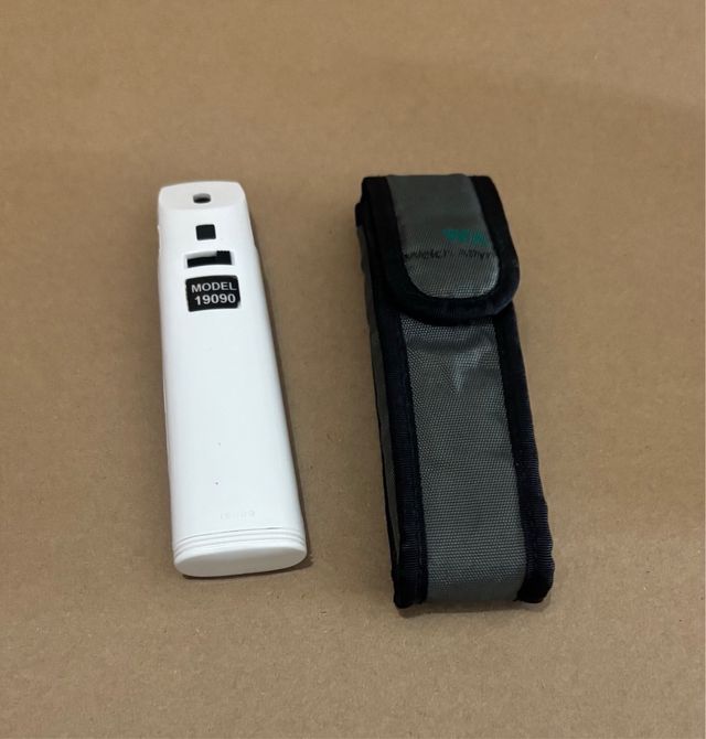 Oftalmoscopio Welch Allyn 19090