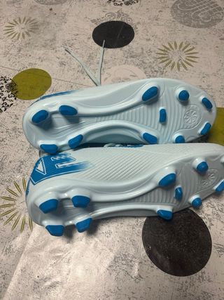 Botas de fútbol Nike nuevas sin estrenar 37/38 