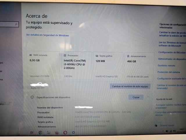 Portátil Acer negro mate y blanco de 15.6''