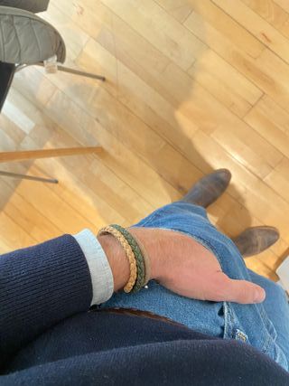 Set di 4 braccialetti fatti a mano beige e verde