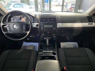 VOLKSWAGEN Touareg 2.5 R5 TDI