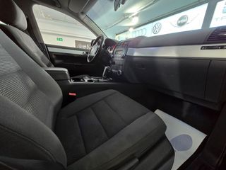 VOLKSWAGEN Touareg 2.5 R5 TDI