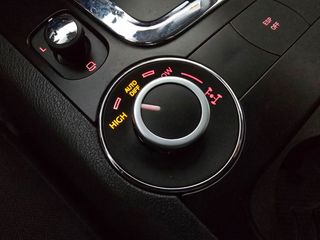 VOLKSWAGEN Touareg 2.5 R5 TDI