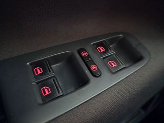 VOLKSWAGEN Touareg 2.5 R5 TDI