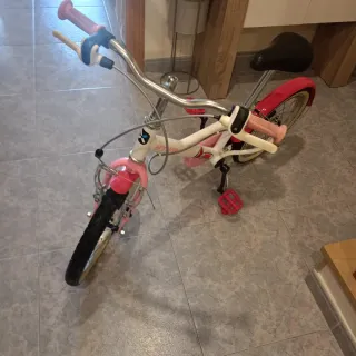 Bicicleta semi nueva en buen estado.