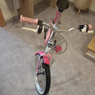 Bicicleta semi nueva en buen estado.