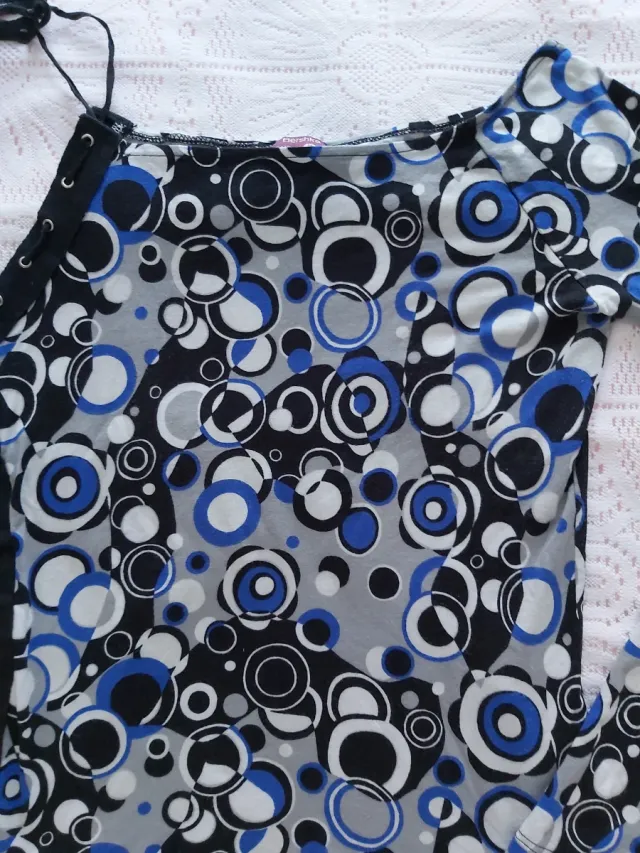 Bershka vintage 00s camiseta con cruzado lateral