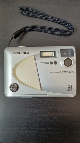Fotocamera Digitale Fujifilm FinePix 2300