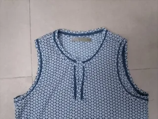 Camiseta sin mangas estampada