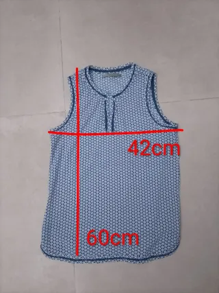 Camiseta sin mangas estampada
