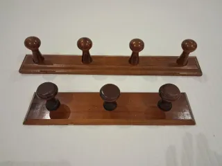 Colgador de madera vintage