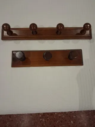 Colgador de madera vintage