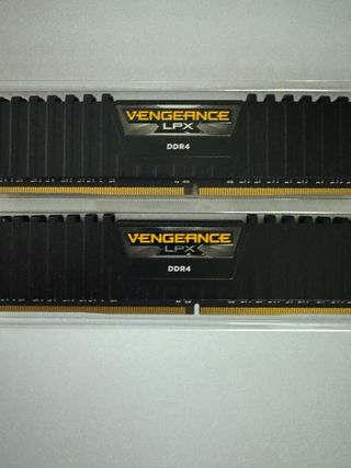 CorsairVengeance LPX DDR4 32GB (2x16GB)3200MHzCL16