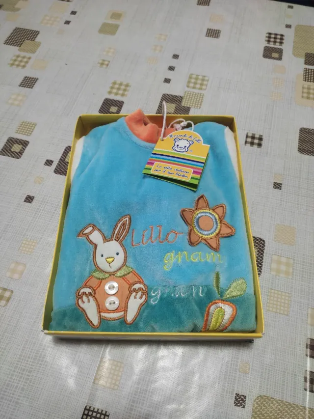 Tutina neonato "Il mondo di Lillo"