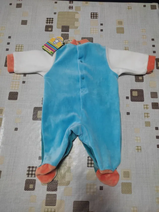 Tutina neonato "Il mondo di Lillo"