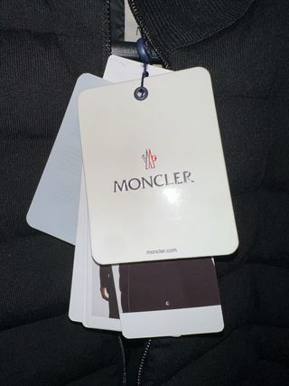 Chaqueta Moncler Negra