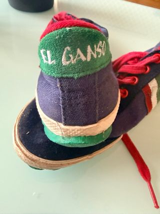 Deportivas El Ganso Azul Marino y Rojo