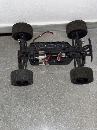Coche radiocontrol precio no negociable.....