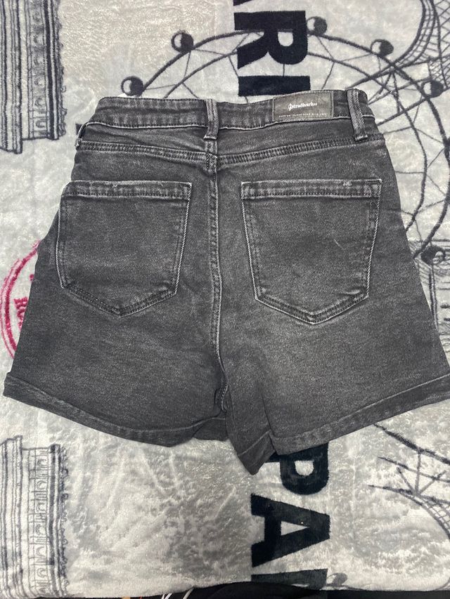 Lote 3 Shorts Stradivarius y Bershka 34 S